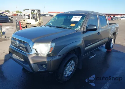 2013 Toyota Tacoma Prerunner V6 z USA, uszkodzony, nr VIN 3TMJU4GN6DM140218